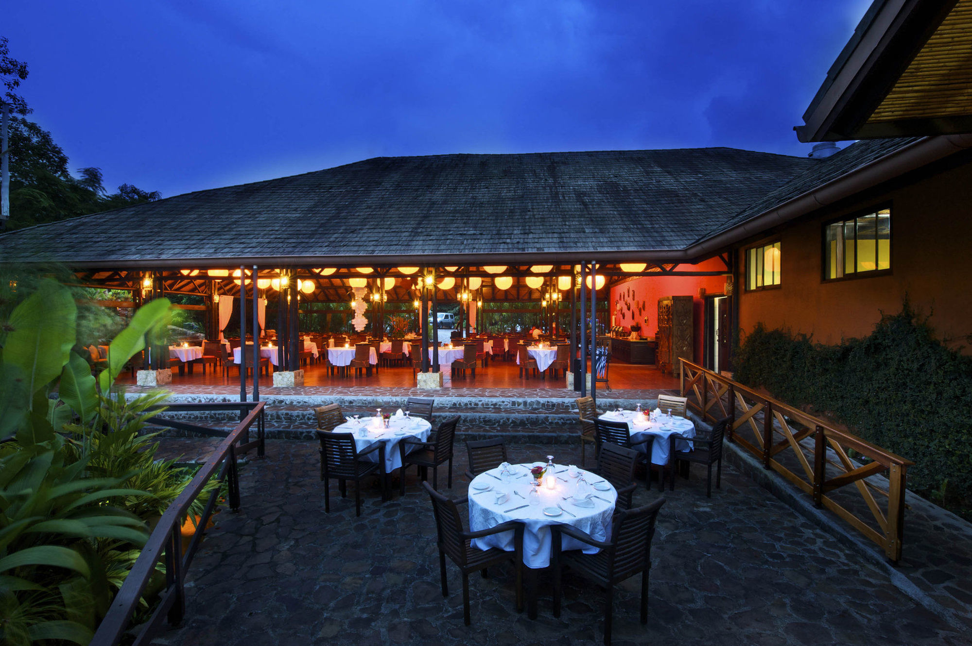 Nayara Gardens Hotel La Fortuna Ресторант снимка